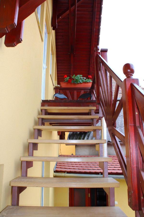 Napsugar Vendeghaz Apartment Sovata Exterior photo
